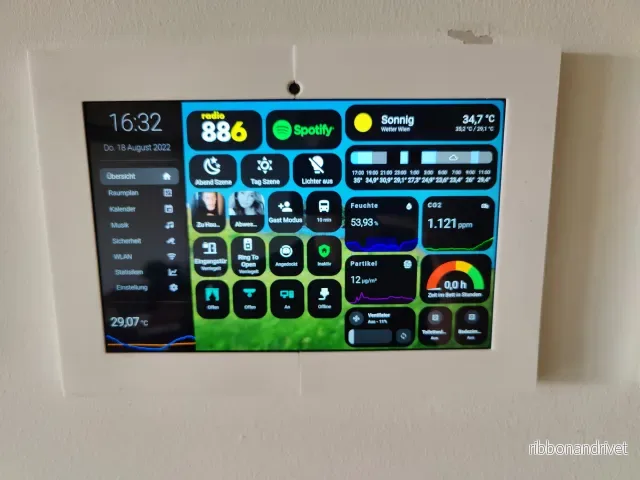 Väggfäste för Samsung Galaxy Tab A8 surfplatta