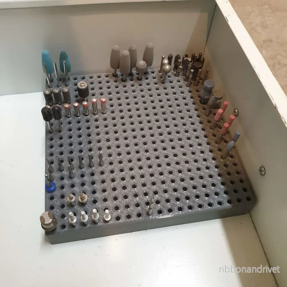 Organiserare för Dremel-bits – Praktisk lådlösning Organiserare för Dremel-bits – Praktisk lådlösning