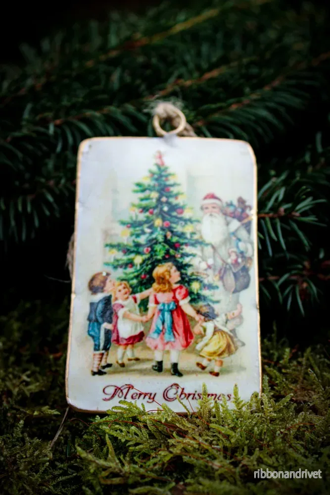 Emaljhängen med charmiga och klassiska julmotiv - Bild 3