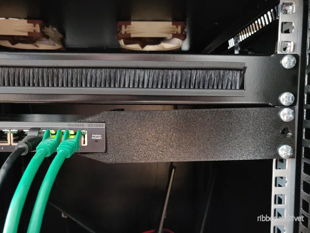 Netgear GS108E Rack Mount Switch Netgear GS108E Rack Mount Switch