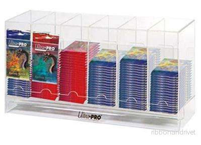 UP – Akryl Booster Packs Dispenser (6-fack och stapelbar) UP – Akryl Booster Packs Dispenser (6-fack och stapelbar)