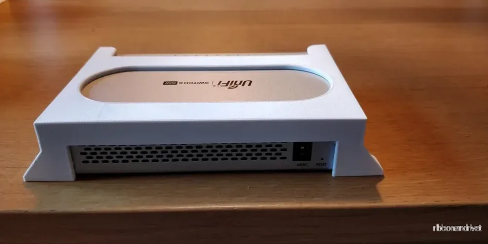 UniFi Switch US-8 / US-8-60W montering - Bild 2