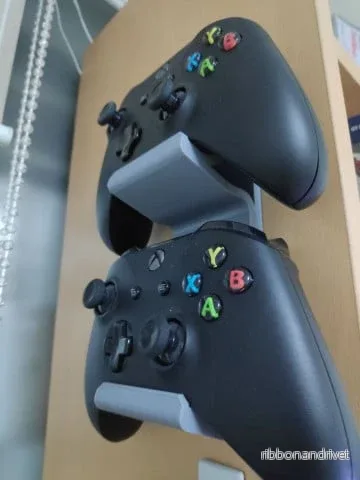 Dubbelt väggfäste för Xbox One-kontroller Dubbelt väggfäste för Xbox One-kontroller