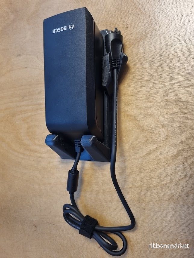 Bosch eBike FastCharger Väggfäste för BCS250 Bosch eBike FastCharger Väggfäste för BCS250