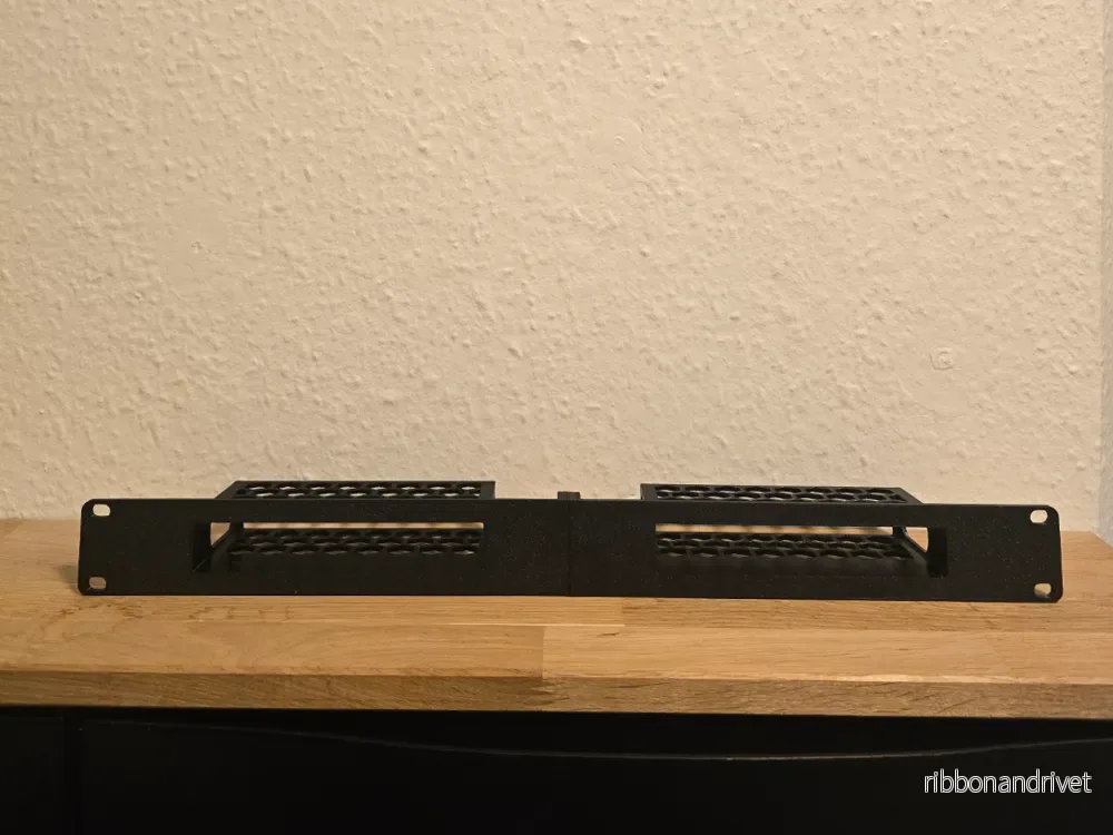 Ubiquiti ER-X-SFP 19" Rackmonteringsfäste