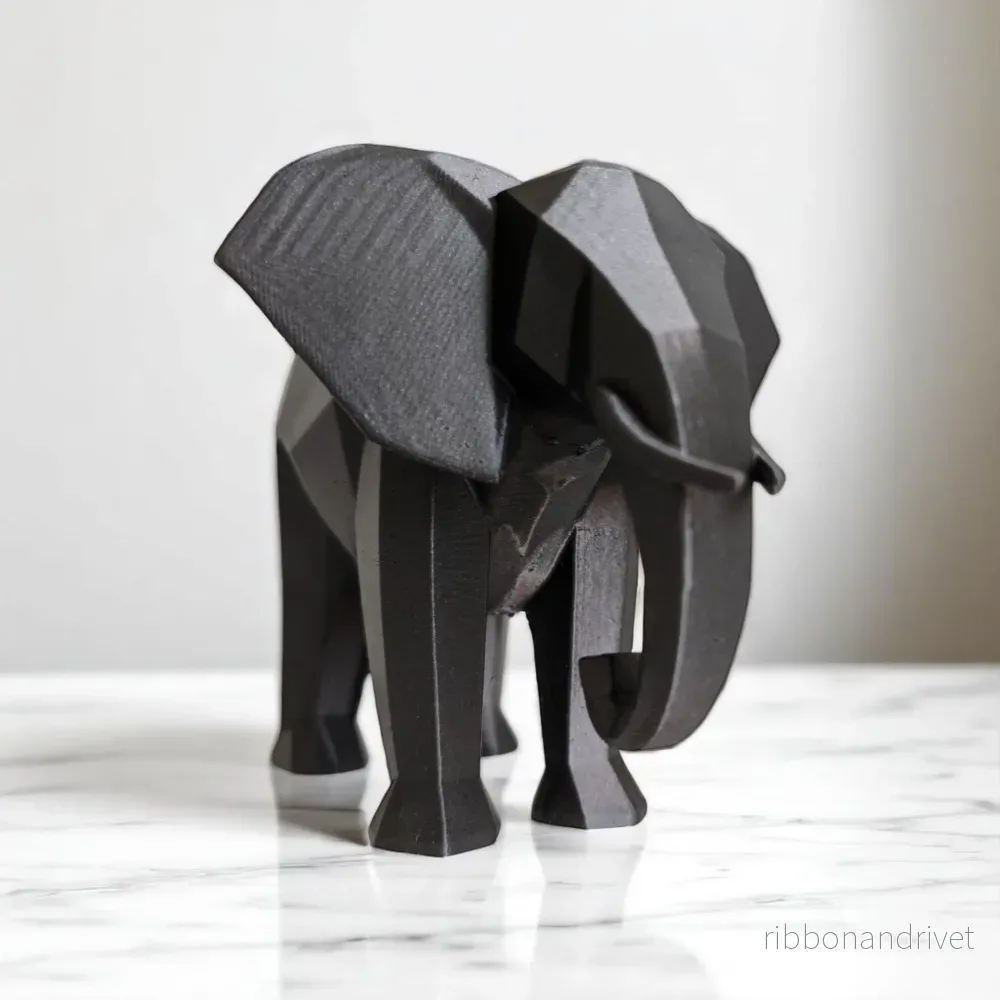 Modern Minimalistisk Low-Poly Elefant Skulptur - Bild 3