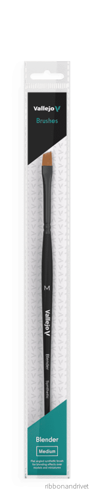 Vallejo - Flat Angled Synthetic Brush Medium