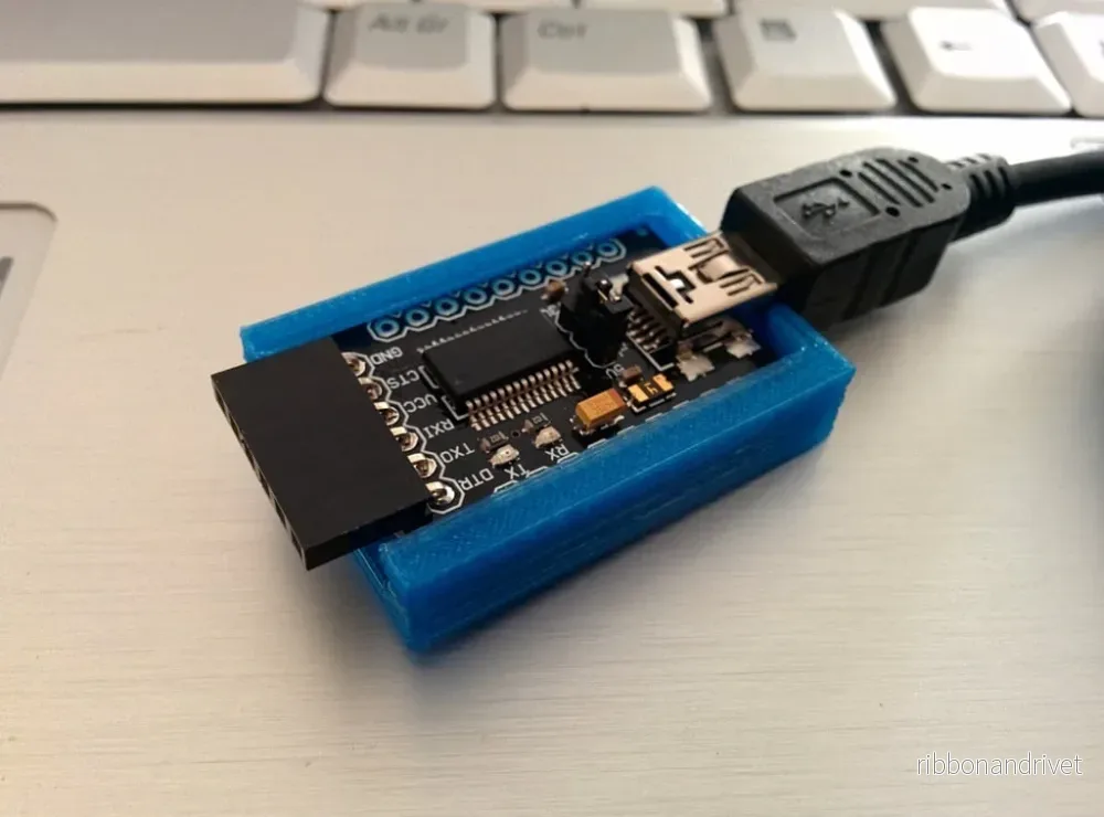FTDI-hållare - Stabilisering för din USB FTDI-adapter