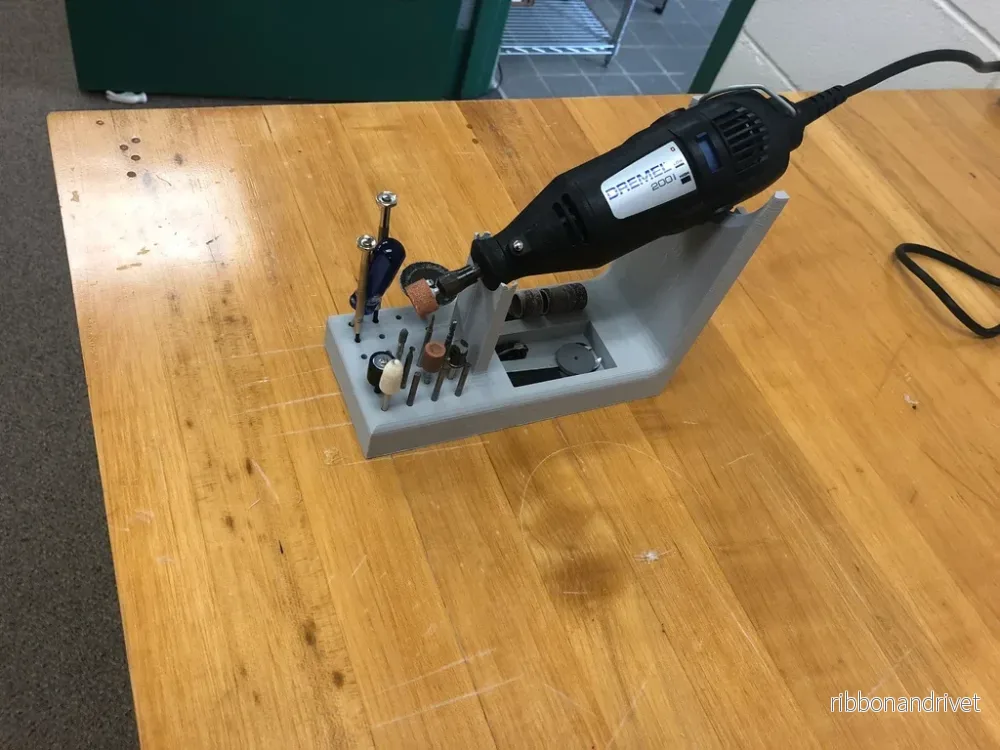 Dremel-stativ med bitsorganisatör och sladdhållare