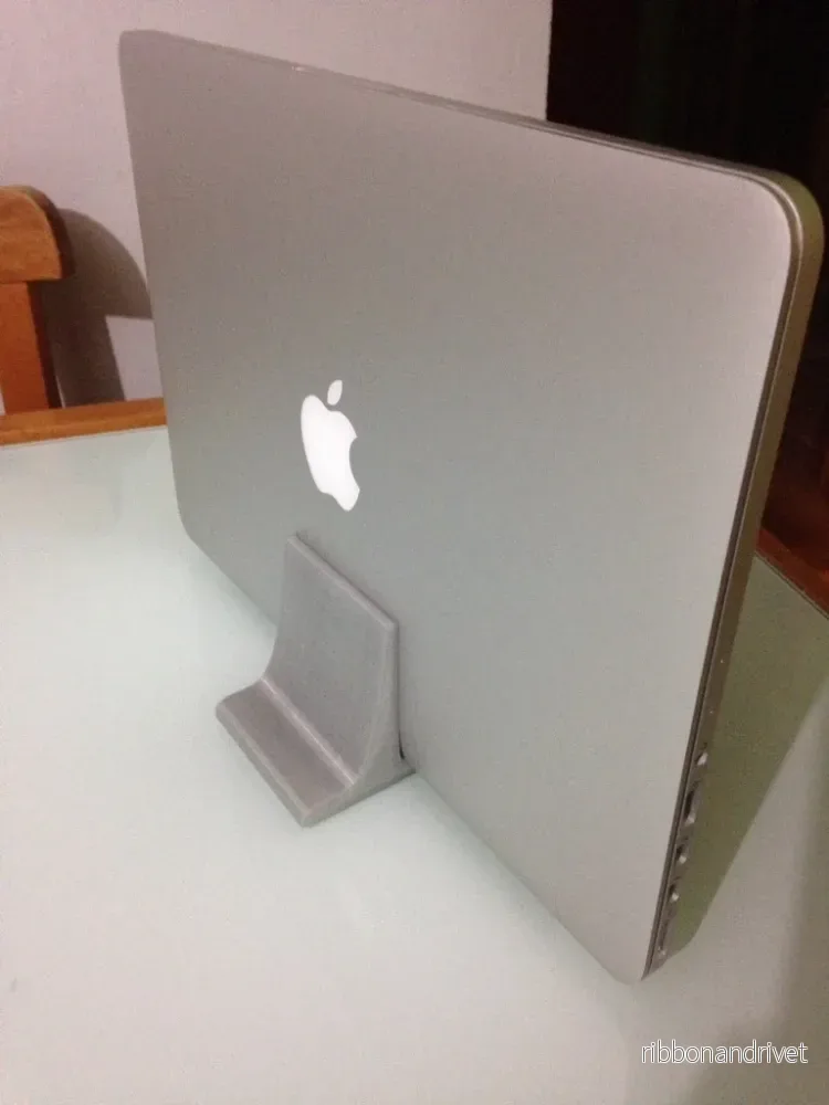 Vertikalt stativ för Apple MacBook Pro 13 Retina