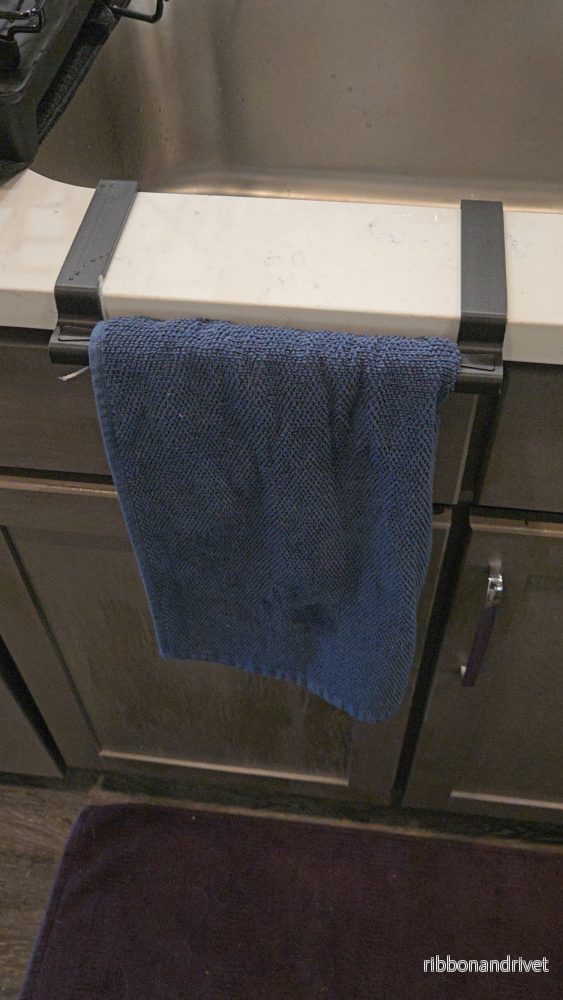 Kökshandfat Handdukshängare Kökshandfat Handdukshängare