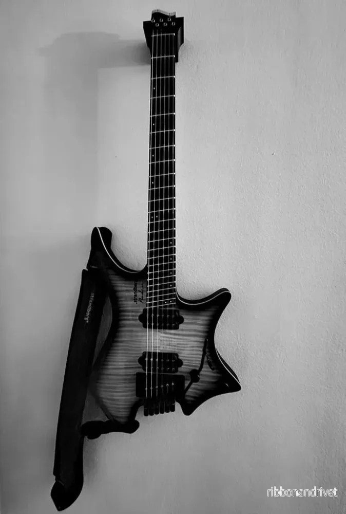Strandberg Boden Gitarrväggfäste Strandberg Boden Gitarrväggfäste