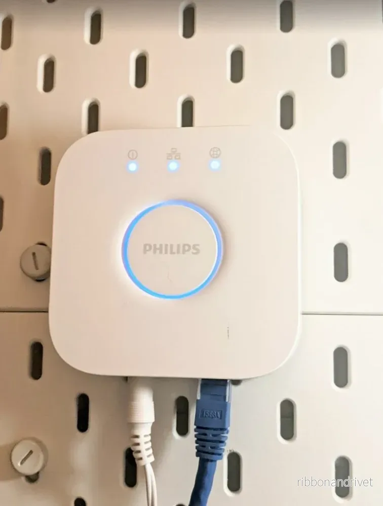 Philips Hue Hub V2.1 Skadis Väggfäste - Bild 2