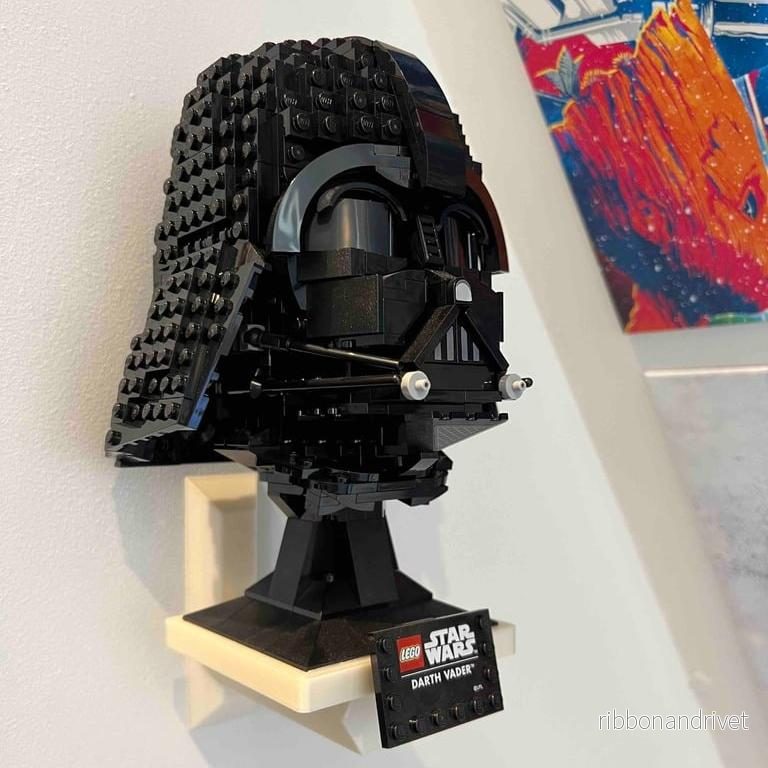 Väggfäste för Lego Star Wars hjälmar (3 delar) Väggfäste för Lego Star Wars hjälmar (3 delar)