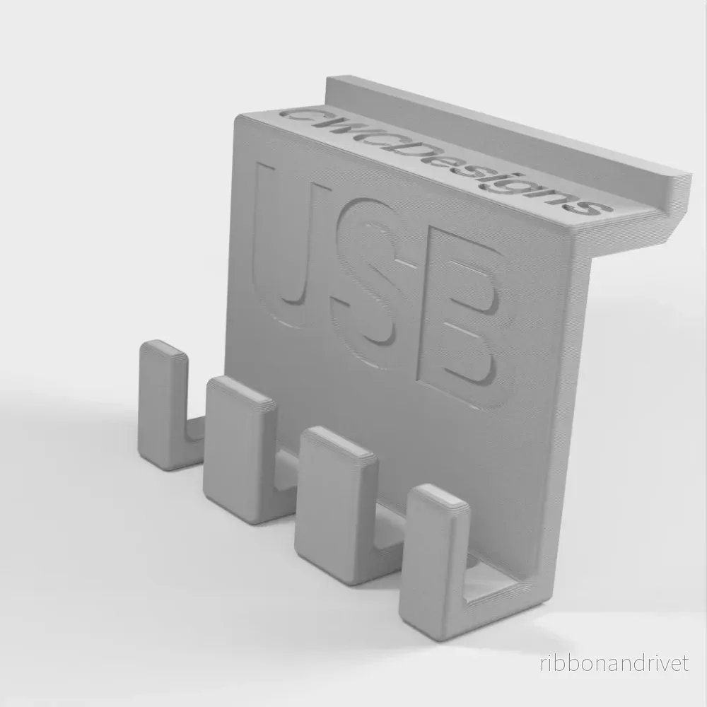 Saknar USB-hållare för organisation och kabelhantering - Bild 2