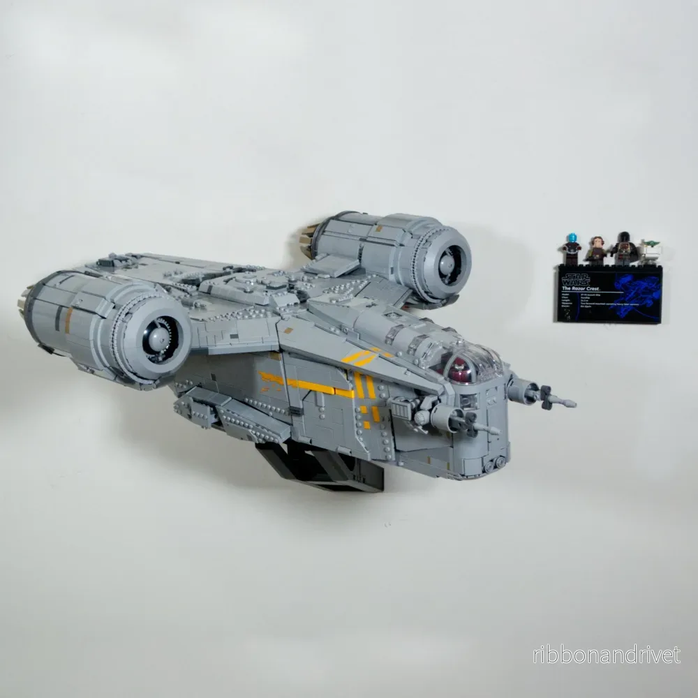 Väggfäste för LEGO Star Wars UCS Razor Crest