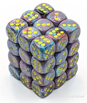 Chessex 12mm d6 Tärningar med Pips – Festiv Mosaik/Gul (36 Tärningar) Chessex 12mm d6 Tärningar med Pips – Festiv Mosaik/Gul (36 Tärningar)