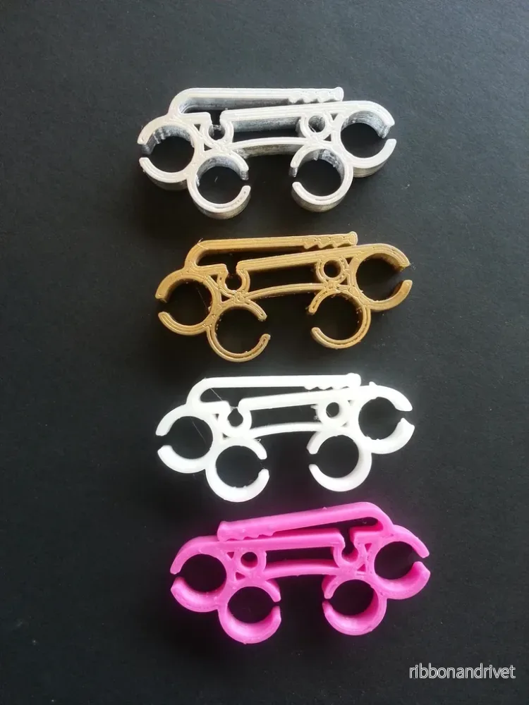 BABY KNUCKLEDUSTER Förvaring för öronproppar - Bild 3
