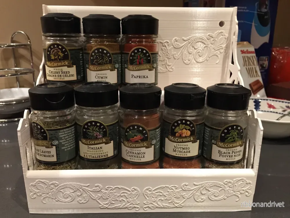 Kryddhylla för 10 McCormick Gourmet-flaskor Kryddhylla för 10 McCormick Gourmet-flaskor