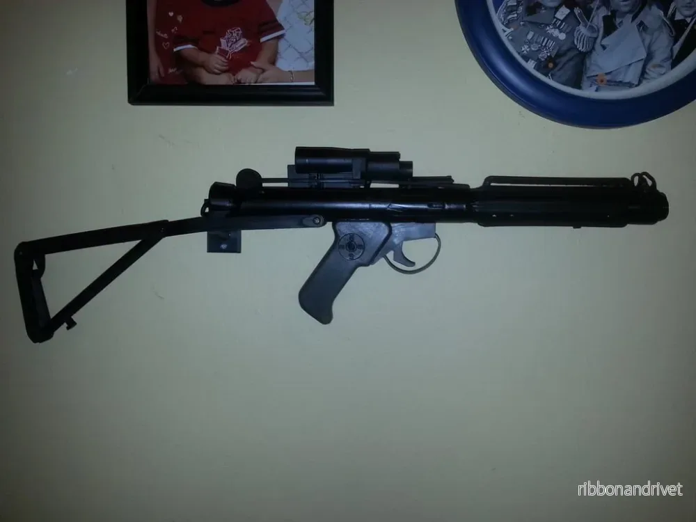 Väggfäste för Star Wars Blaster Rifle