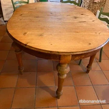 Allmogebord med vacker patina