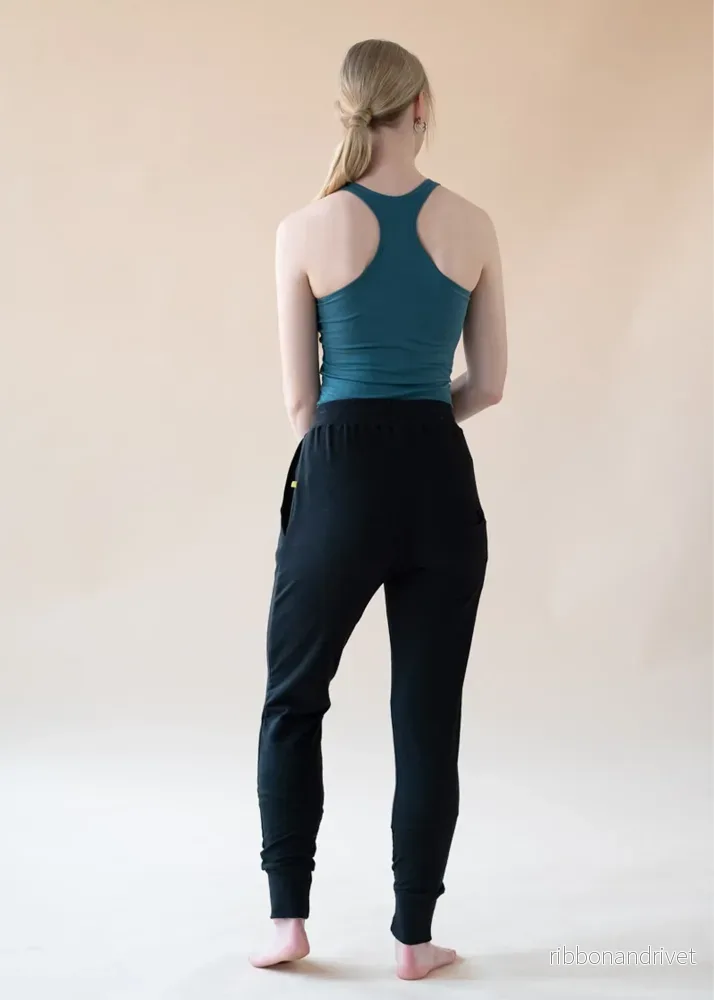 Mudra Pants - Black - Bild 3