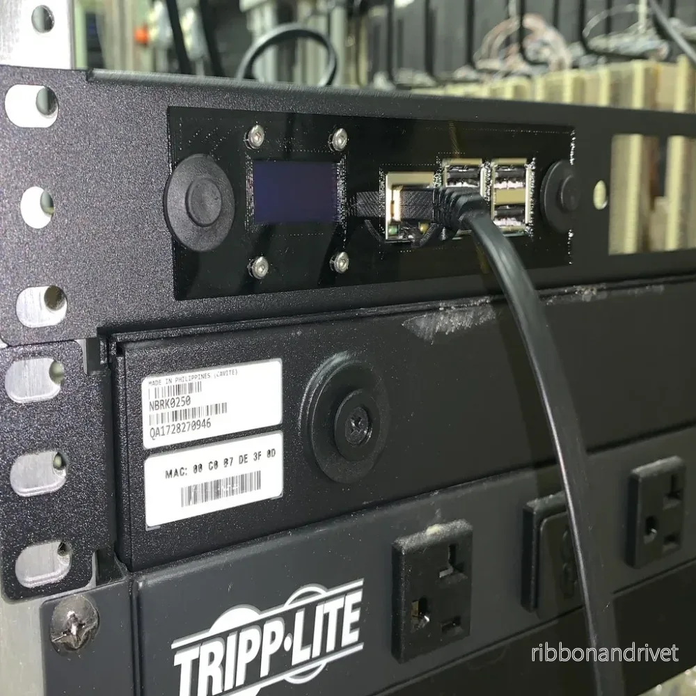 1U rackmontering för Raspberry Pi 3B+ och 4B med PoE Hat - Bild 2