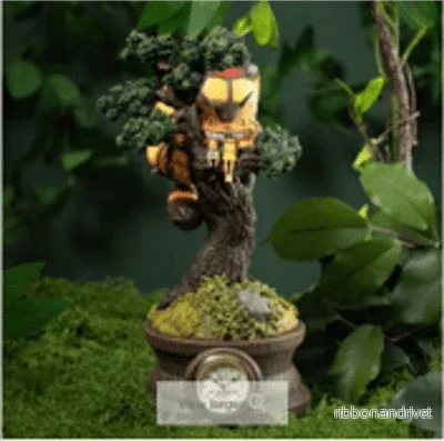 My Neighbor Totoro - diorama-bordsklocka med Mei, Satsuki & Chatbus i pinjeträdet - Bild 2