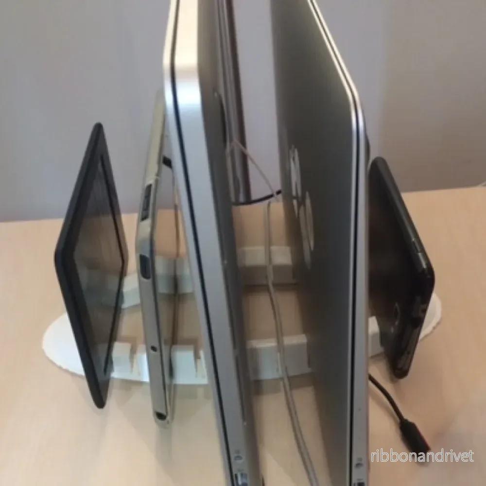 Stativ för 5 Apple-enheter inklusive kabelhållare - Bild 3