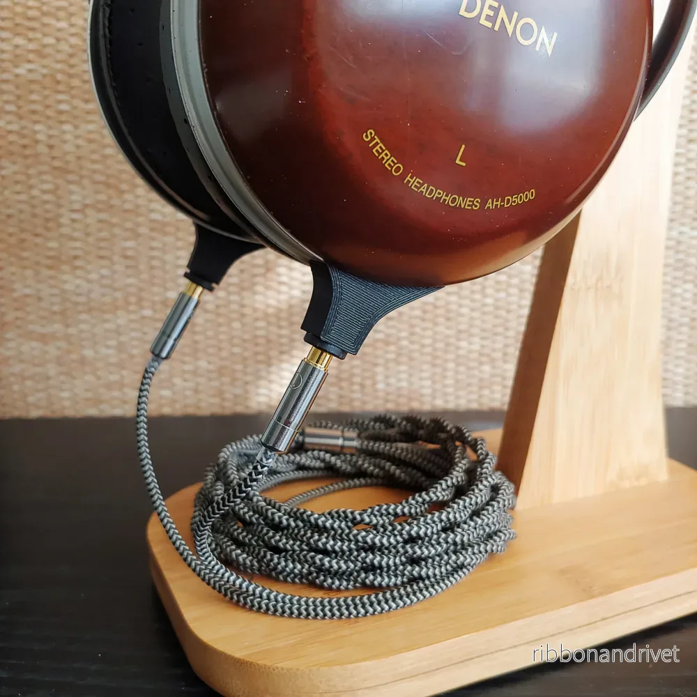 Denon/Fostex/E-MU Hörlursadapter för löstagbar 3,5 mm-kabel Denon/Fostex/E-MU Hörlursadapter för löstagbar 3,5 mm-kabel