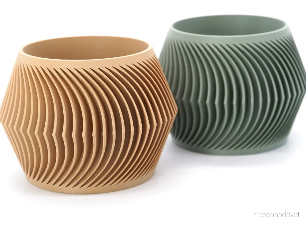 Twisted Ripple Urtepotte Twisted Ripple Urtepotte
