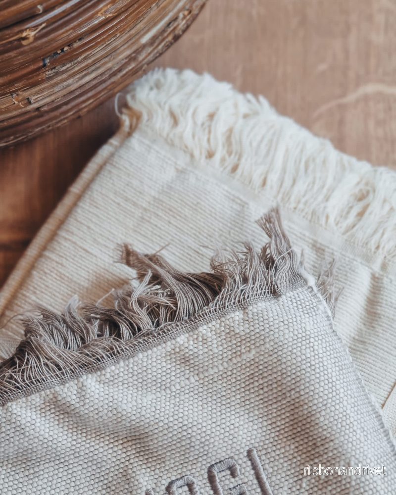 Mindful Deluxe Yoga Blanket - Beige - Bild 3