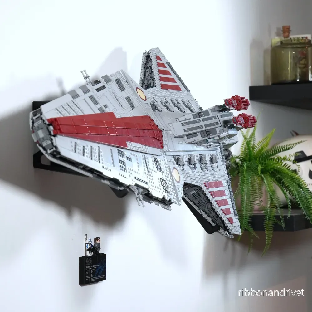 Väggfäste för LEGO Star Wars UCS Venator 75367
