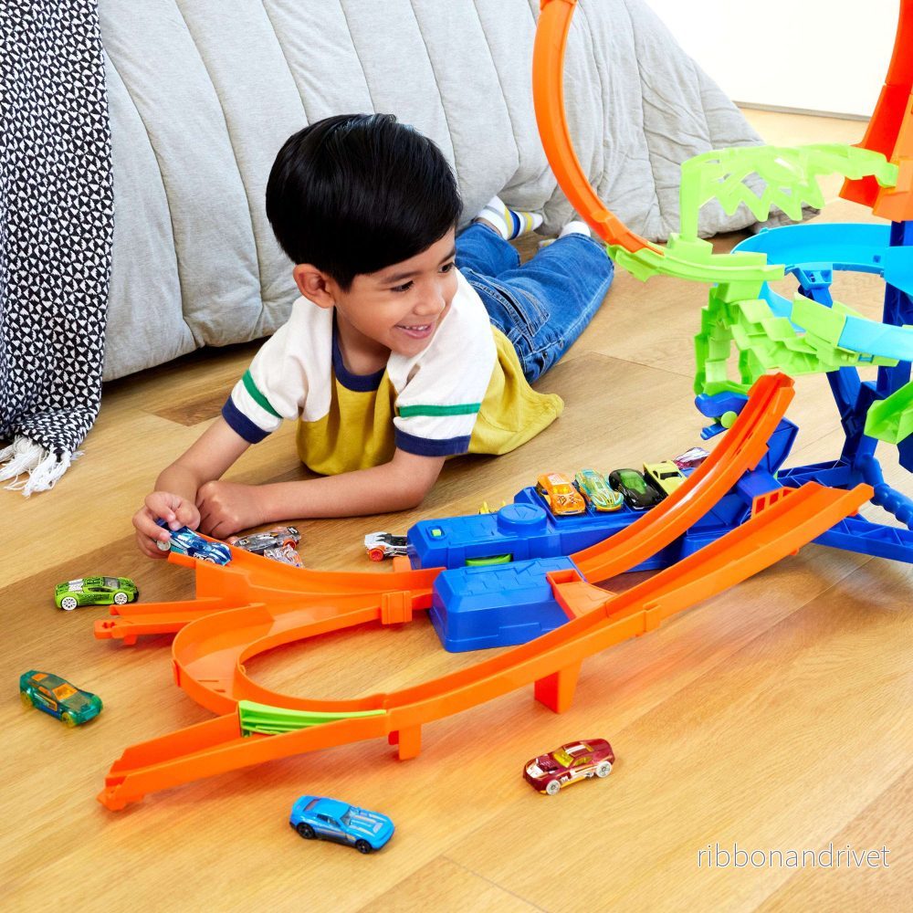 Hot Wheels - Stunt Tracks - Mid-Air Crash Playset - Bild 2