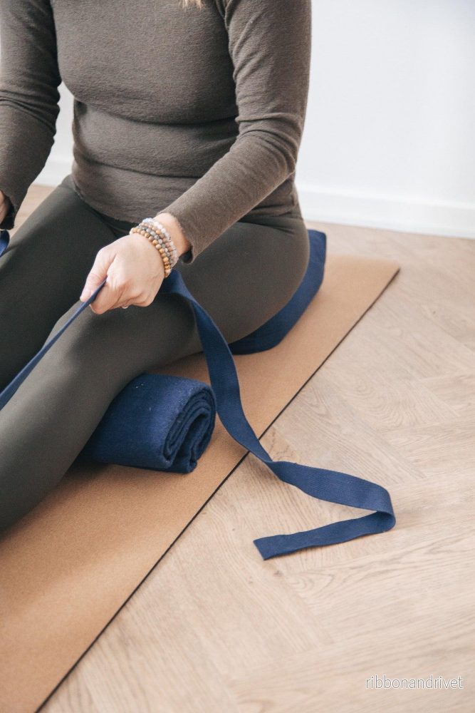 Calm Organic Cotton Yoga Blanket - Dark Blue - Bild 3