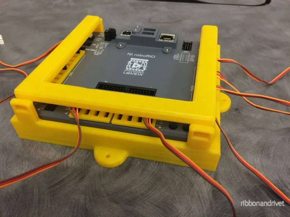 FIRST RoboRio monteringsfäste och kabelhantering