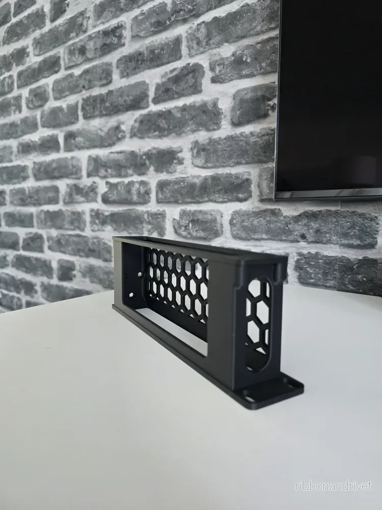 19-tums rackfäste för UniFi USW-Flex-2.5G-8 - Bild 2