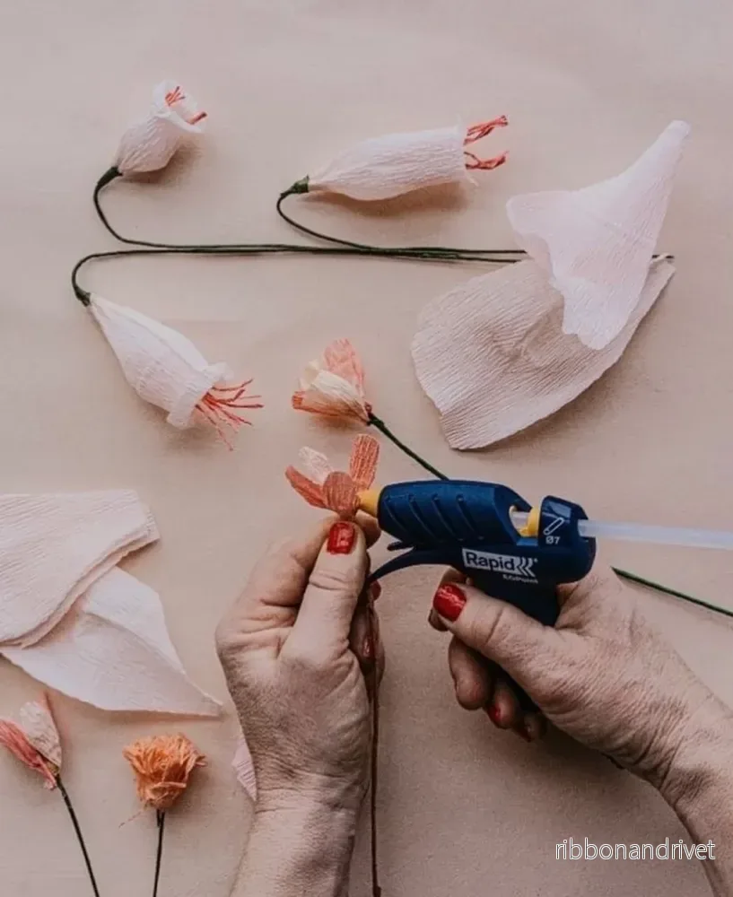 Workshop med pappersblommor