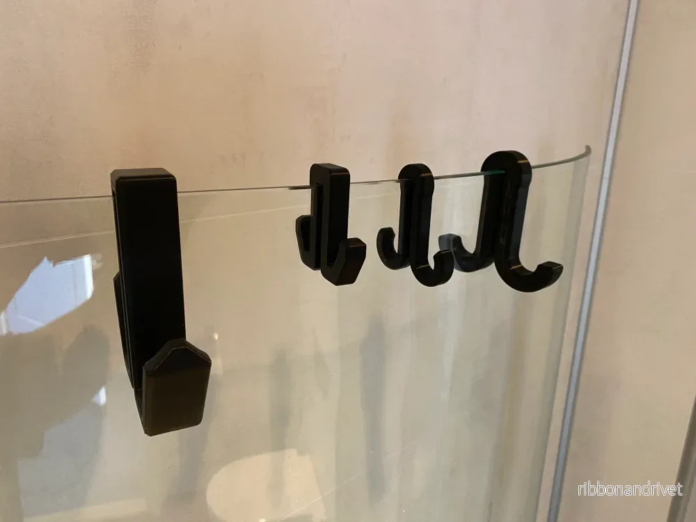 Handduksskrok för duschvägg och -dörr Handduksskrok för duschvägg och -dörr