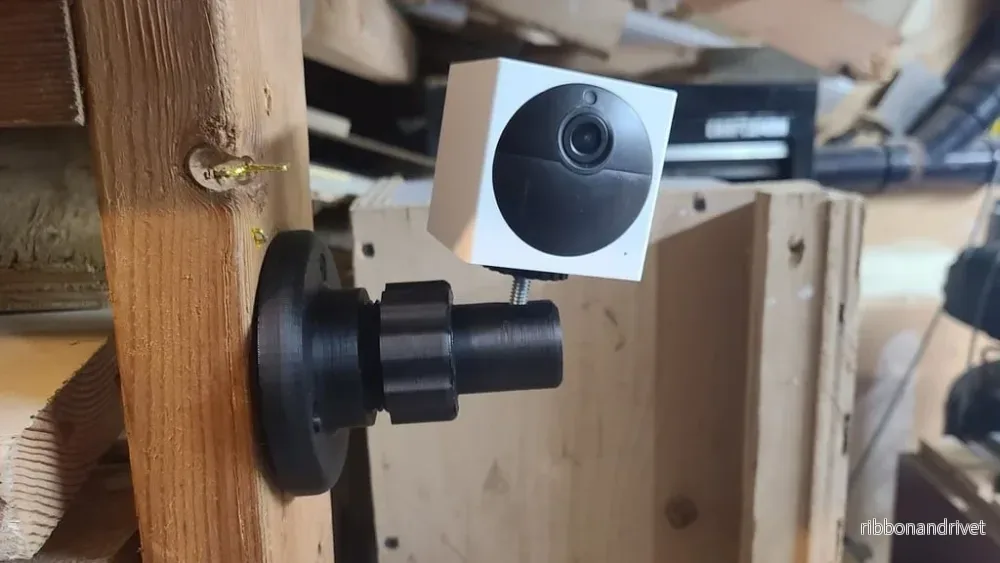 Flexibelt universellt väggfäste för kamera